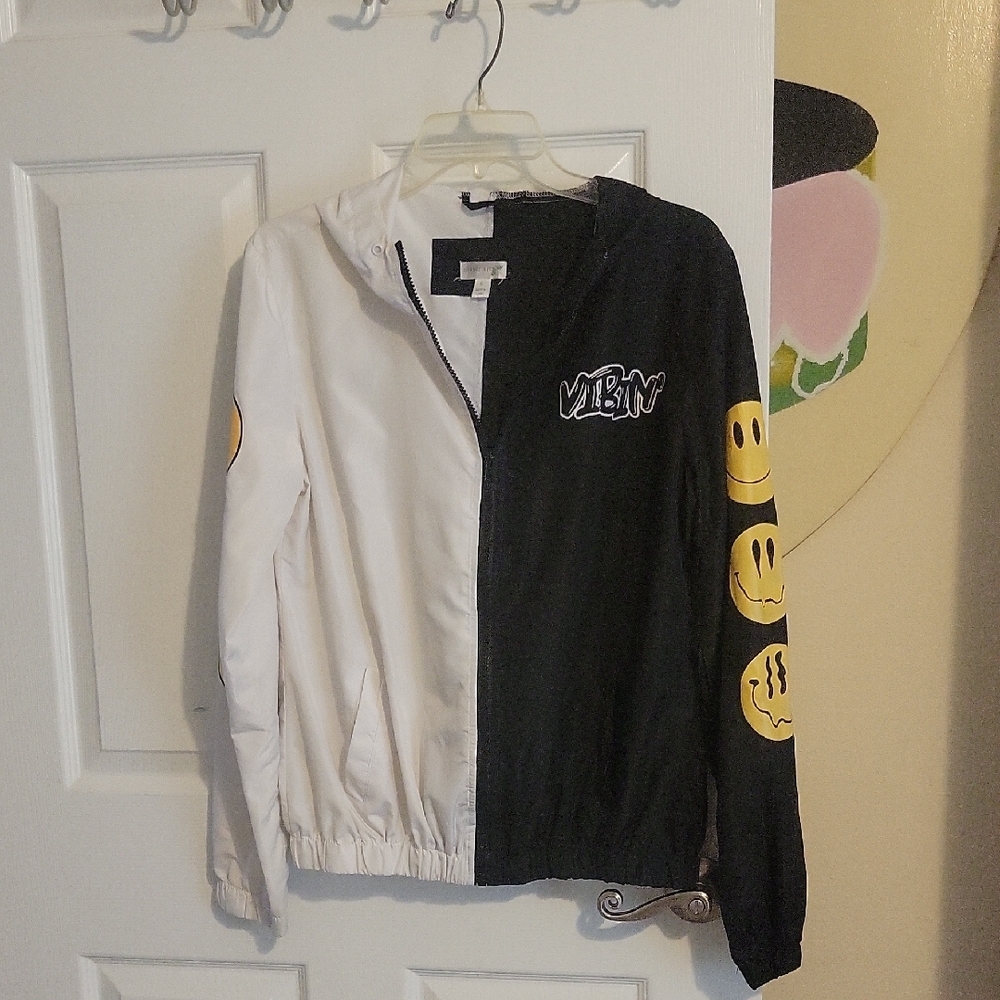 Orange Kiss vibin SzLG Black and White wind breaker hooded zip-up jacket